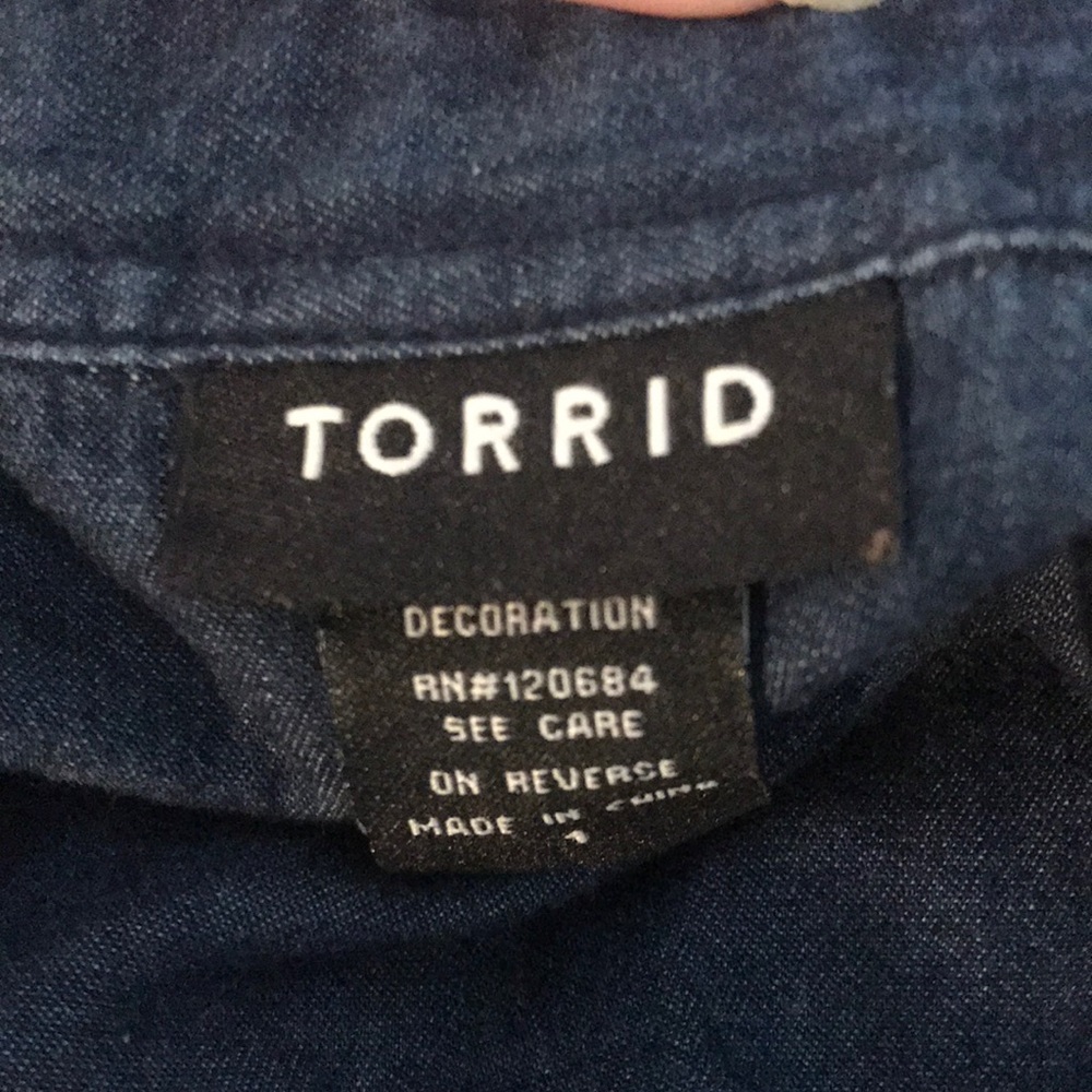 Shirt - Picture 2 of 2